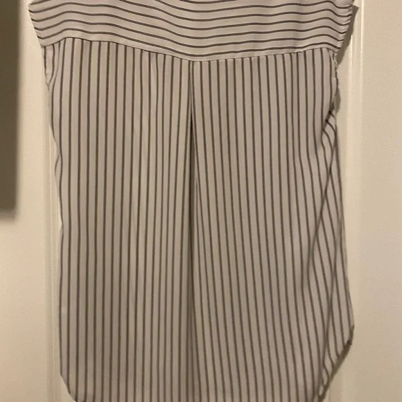 Blouse - Picture 2 of 2